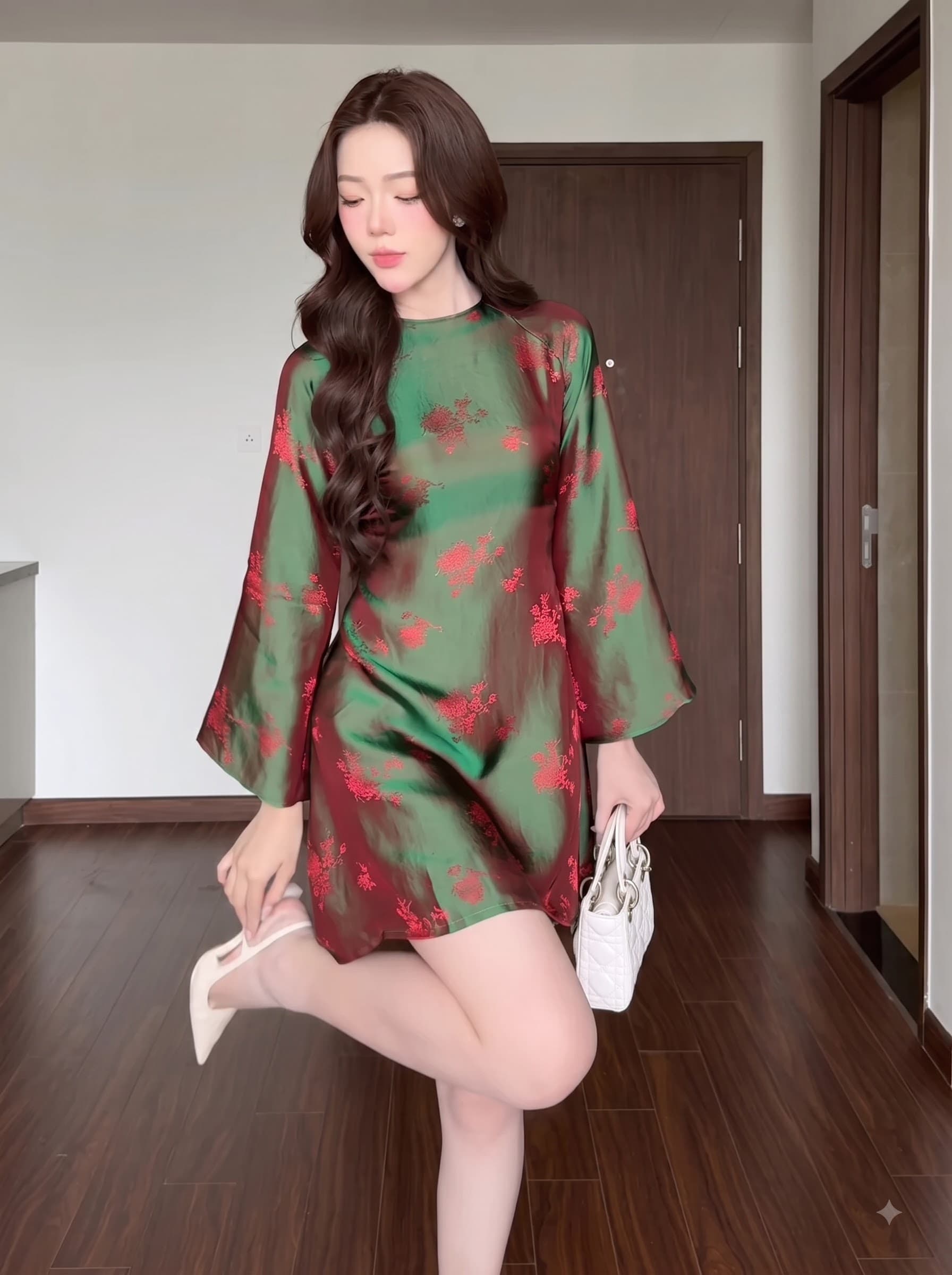 Màu Xanh Lục Bảo